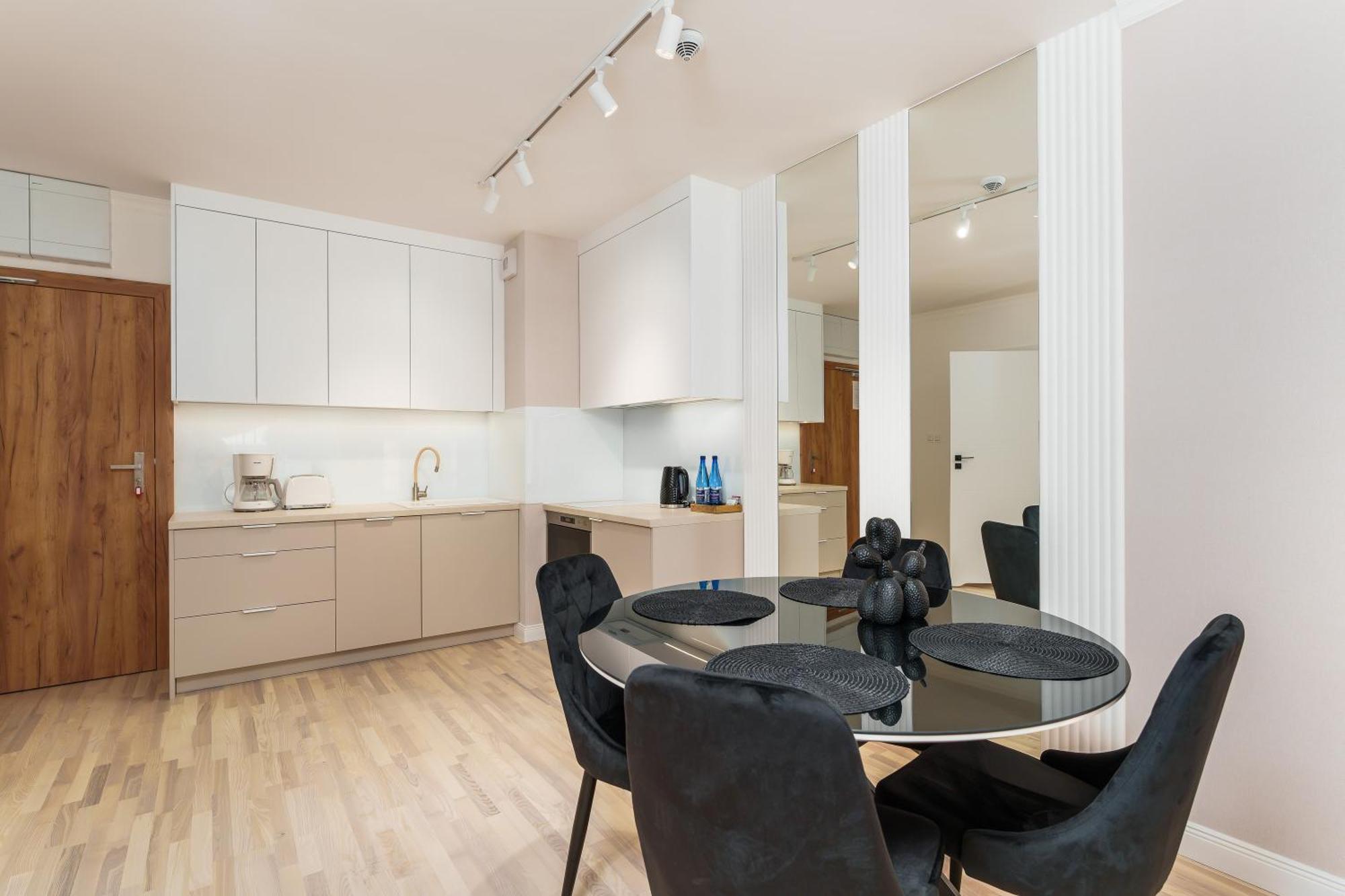 Apartment Apart111 Kasprowicza 20c Basen W Cenie