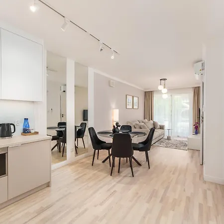 Apart111 Apartamenty Kasprowicza 20C Basen W Cenie Kolobrzeg Exterior photo