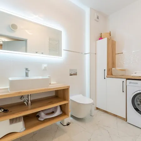 Apart111 Apartamenty Kasprowicza 20C Basen W Cenie Kolobrzeg Exterior photo