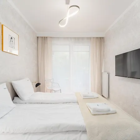 Apart111 Apartamenty Kasprowicza 20C Basen W Cenie Kolobrzeg Exterior photo